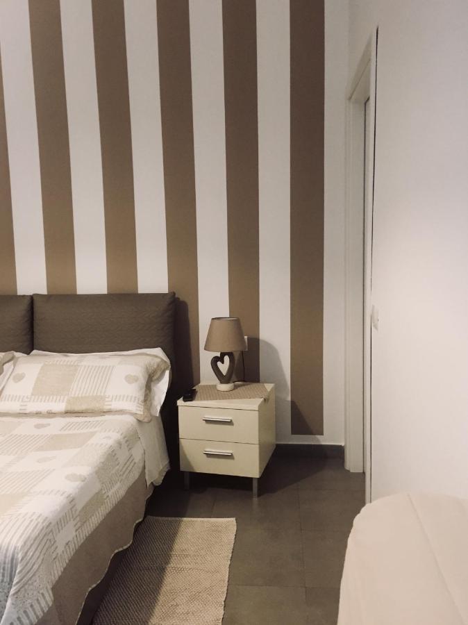 Affittacamere E Appartamenti - Rent Rooms And Apartments Le Camere Nel Corso - Adults Only La Spezia Bagian luar foto