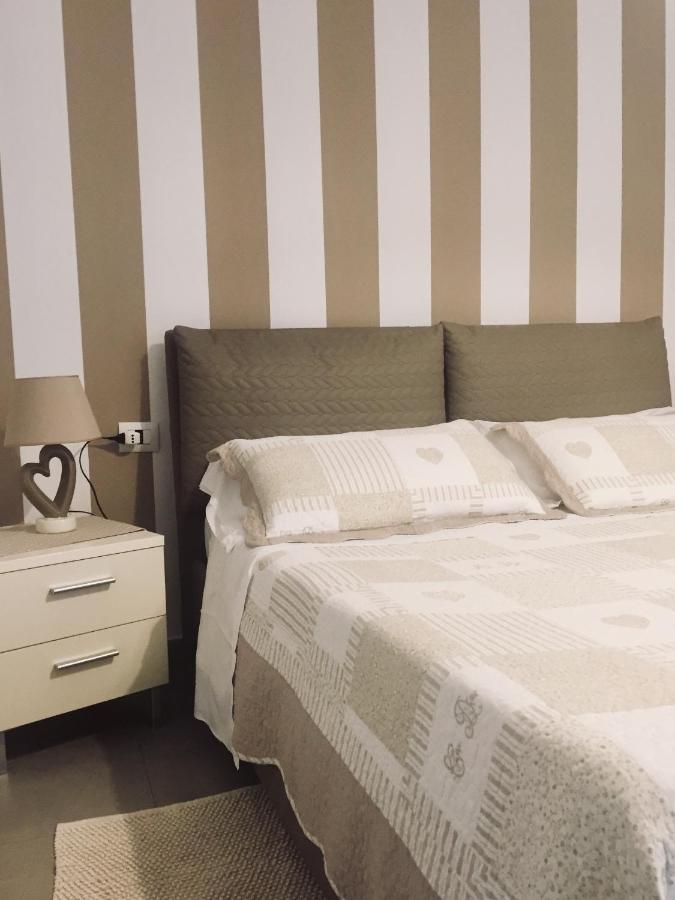 Affittacamere E Appartamenti - Rent Rooms And Apartments Le Camere Nel Corso - Adults Only La Spezia Bagian luar foto