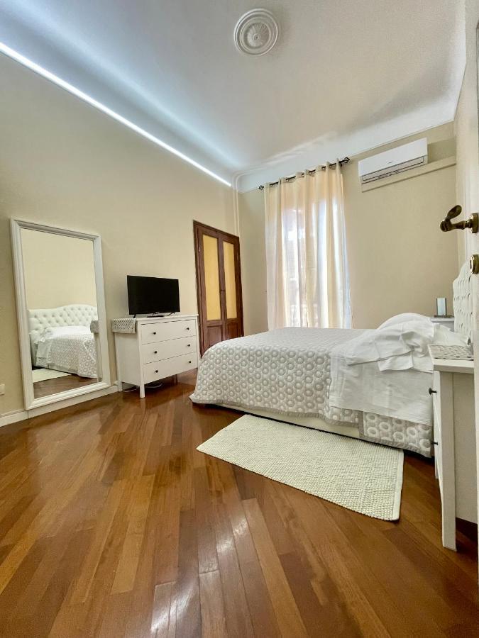Affittacamere E Appartamenti - Rent Rooms And Apartments Le Camere Nel Corso - Adults Only La Spezia Bagian luar foto