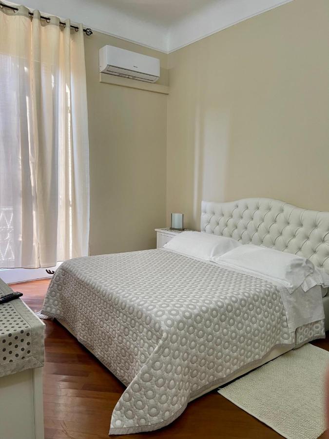 Affittacamere E Appartamenti - Rent Rooms And Apartments Le Camere Nel Corso - Adults Only La Spezia Bagian luar foto