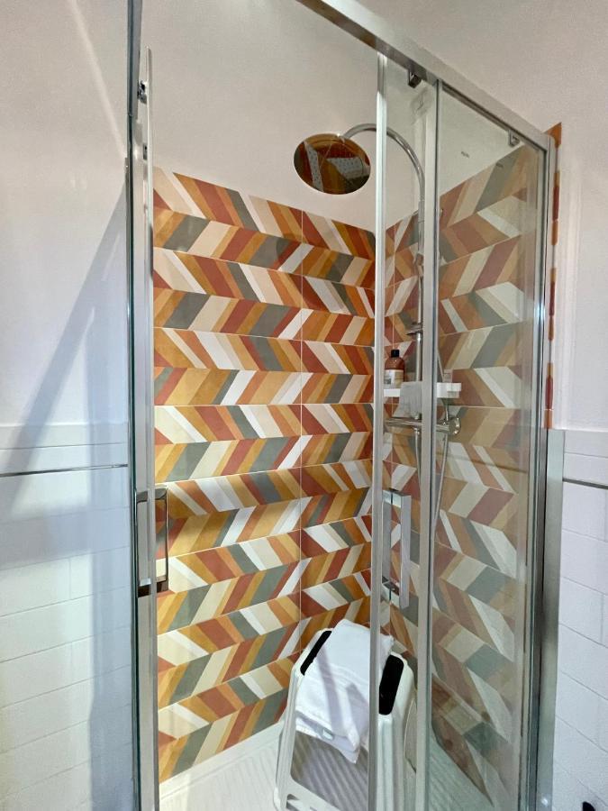 Affittacamere E Appartamenti - Rent Rooms And Apartments Le Camere Nel Corso - Adults Only La Spezia Bagian luar foto