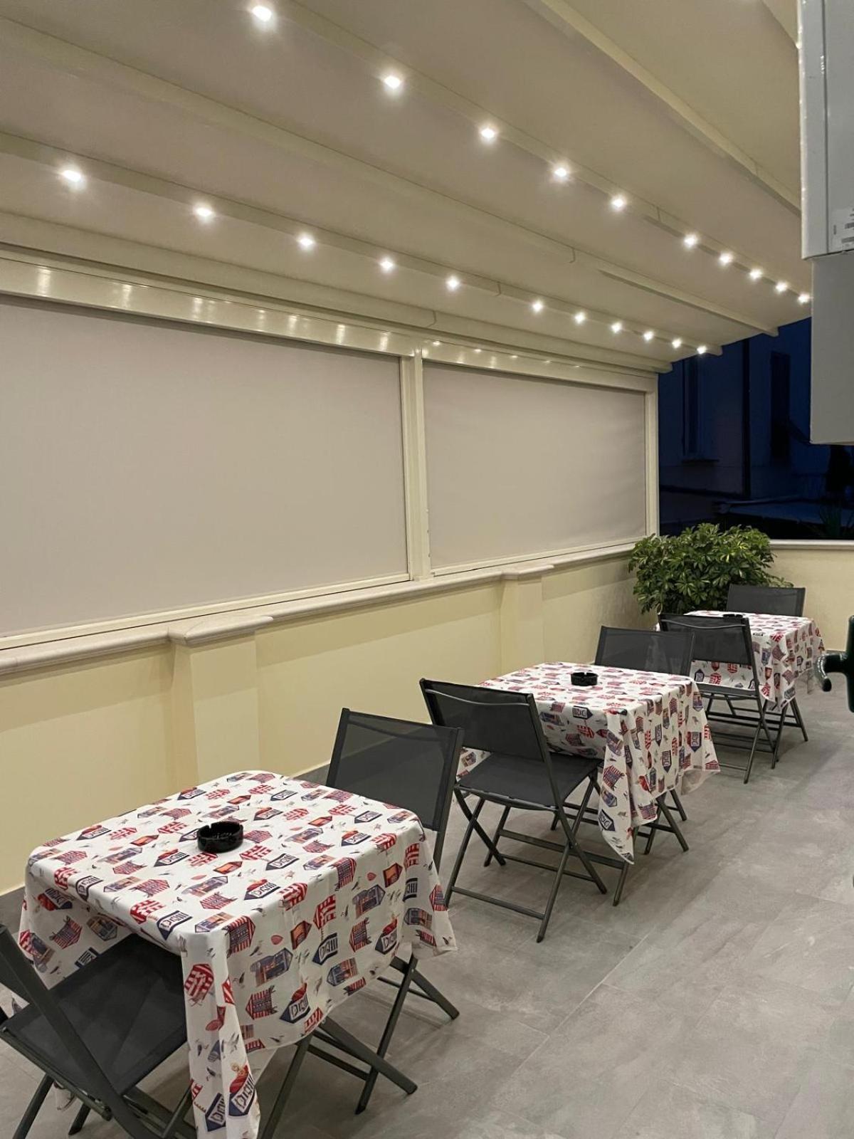 Affittacamere E Appartamenti - Rent Rooms And Apartments Le Camere Nel Corso - Adults Only La Spezia Bagian luar foto