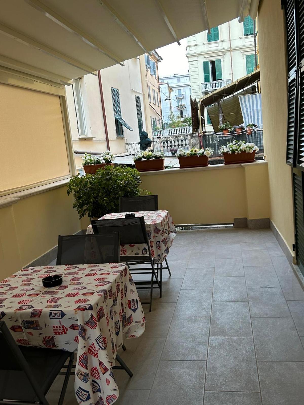 Affittacamere E Appartamenti - Rent Rooms And Apartments Le Camere Nel Corso - Adults Only La Spezia Bagian luar foto