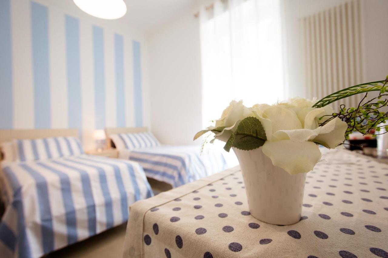 Affittacamere E Appartamenti - Rent Rooms And Apartments Le Camere Nel Corso - Adults Only La Spezia Bagian luar foto