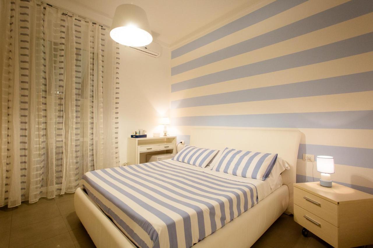 Affittacamere E Appartamenti - Rent Rooms And Apartments Le Camere Nel Corso - Adults Only La Spezia Bagian luar foto
