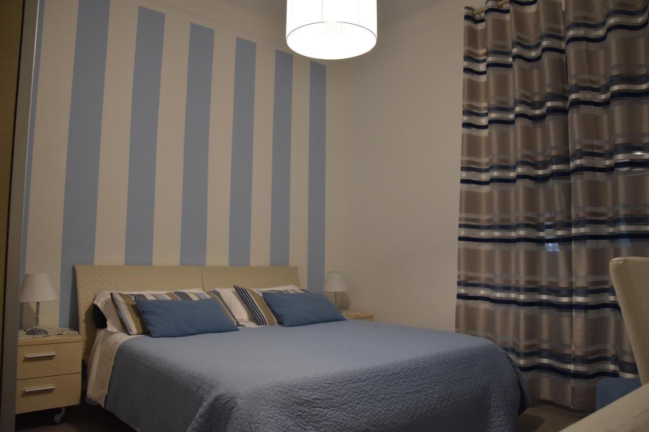 Affittacamere E Appartamenti - Rent Rooms And Apartments Le Camere Nel Corso - Adults Only La Spezia Bagian luar foto